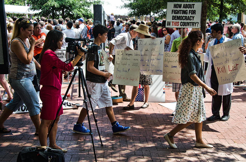 Dummy Image With Link to Itself